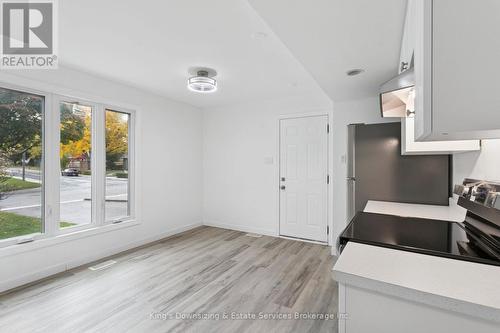 Kitchen Unstaged - 142 Lynbrook Drive, Hamilton, ON - Indoor