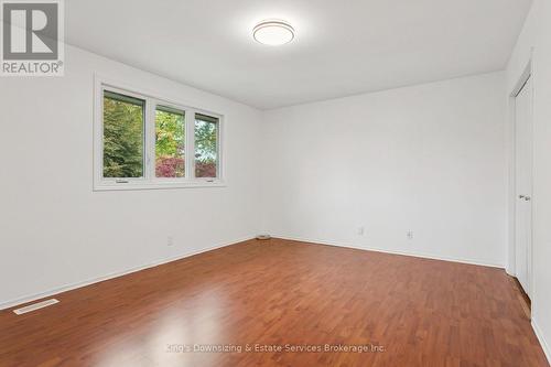 Primary Bedroom Unstaged - 142 Lynbrook Drive, Hamilton, ON - Indoor Photo Showing Other Room