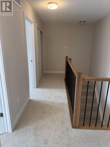 944 Seagrave Lane, Ottawa, ON - Indoor Photo Showing Other Room