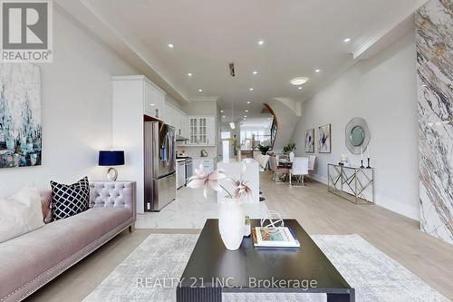 17 Malta Street, Toronto, ON - Indoor Photo Showing Living Room