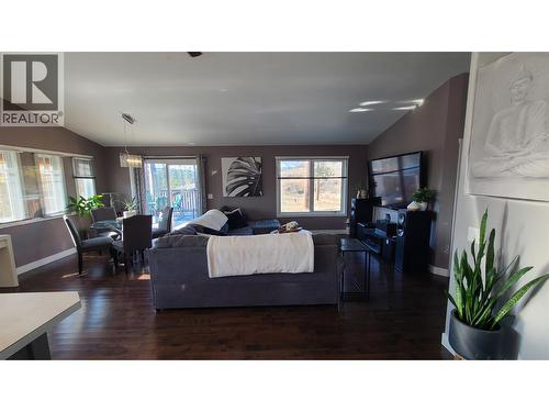 2670 Glenmore Rd Road, Kelowna, BC 