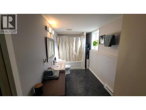 2670 Glenmore Rd Road, Kelowna, BC 