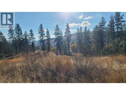 2670 Glenmore Rd Road, Kelowna, BC 