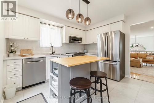 1455 Glenforest Crescent, Peterborough (Monaghan Ward 2), ON - Indoor Photo Showing Kitchen With Upgraded Kitchen