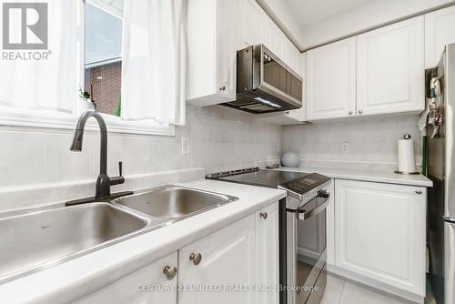 1455 Glenforest Crescent, Peterborough (Monaghan Ward 2), ON - Indoor Photo Showing Kitchen With Double Sink
