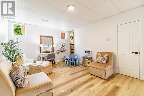 1455 Glenforest Crescent, Peterborough (Monaghan Ward 2), ON - Indoor Photo Showing Living Room