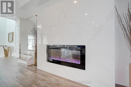 32 Brookfield Road, Toronto, ON - Indoor Photo Showing Other Room