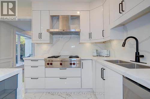 32 Brookfield Road, Toronto, ON - Indoor Photo Showing Kitchen With Double Sink With Upgraded Kitchen