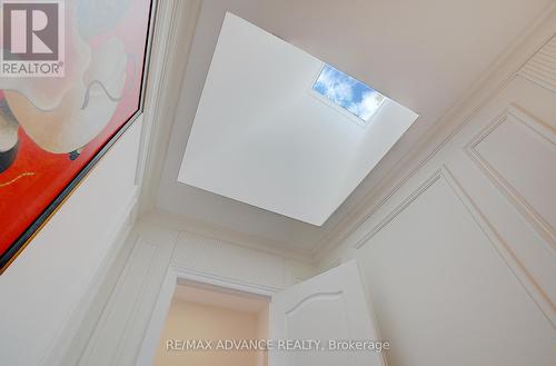 32 Brookfield Road, Toronto, ON - Indoor Photo Showing Other Room