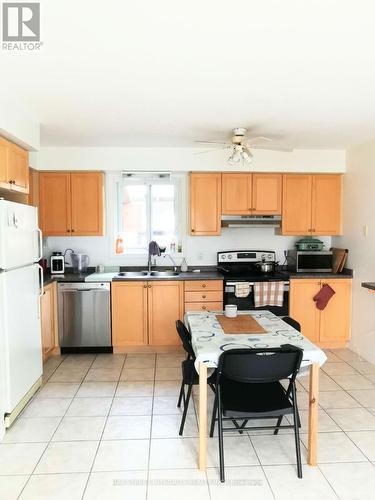 64 Karen Walk, Waterloo, ON - Indoor Photo Showing Kitchen With Double Sink