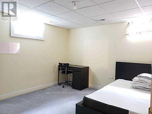 64 Karen Walk, Waterloo, ON - Indoor Photo Showing Bedroom