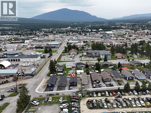 527 Pagurut Avenue W, Cranbrook, BC 