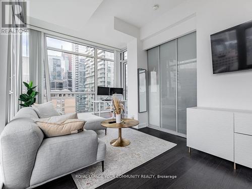 1602 - 30 Nelson Street, Toronto, ON - Indoor Photo Showing Living Room