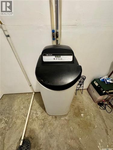 353 Maple Avenue, Yorkton, SK - Indoor