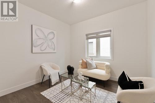 231 Roy Mcdonald Drive, London South (South W), ON - Indoor Photo Showing Other Room