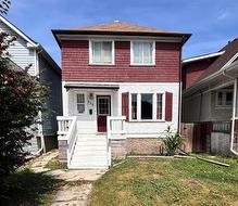 273 Kitson ST  Winnipeg, MB R2H 0Z1