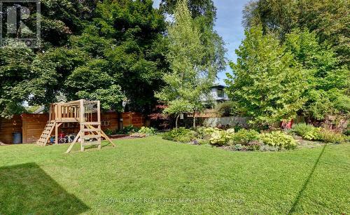 17 Cumberland Drive, Mississauga, ON - Outdoor