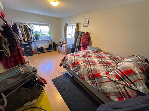 230 Cranbrook Street, Kimberley, BC - Indoor Photo Showing Bedroom