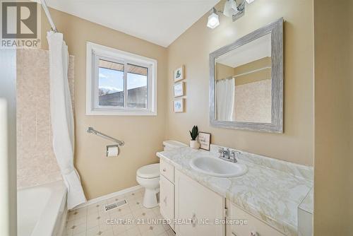 1551 Cherryhill Road, Peterborough (Monaghan Ward 2), ON - Indoor Photo Showing Bathroom