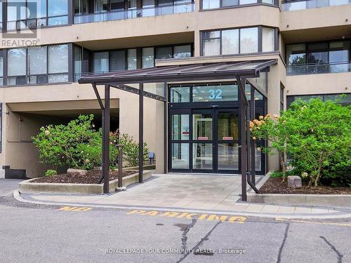 324 - 32 Clarissa Drive, Richmond Hill, ON - Outdoor With Balcony