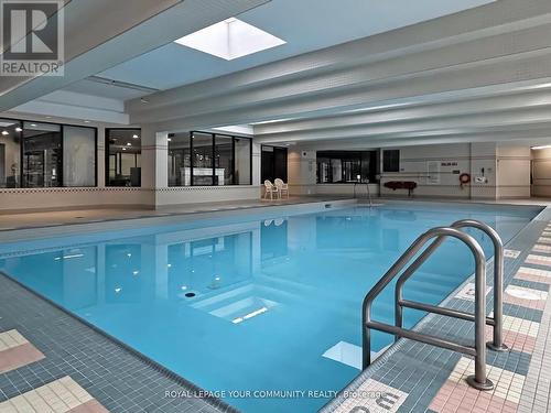 324 - 32 Clarissa Drive, Richmond Hill, ON - Indoor Photo Showing Other Room With In Ground Pool