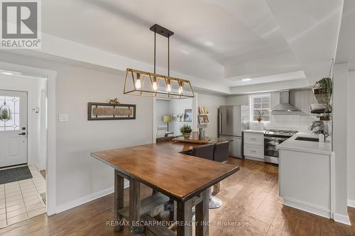 5373 Spruce Avenue, Burlington, ON - Indoor