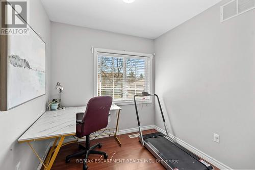 5373 Spruce Avenue, Burlington, ON - Indoor Photo Showing Office