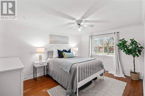 5373 Spruce Avenue, Burlington, ON - Indoor Photo Showing Bedroom