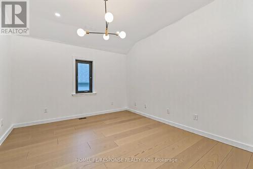 2110 Courtland Crescent, Mississauga, ON - Indoor Photo Showing Other Room