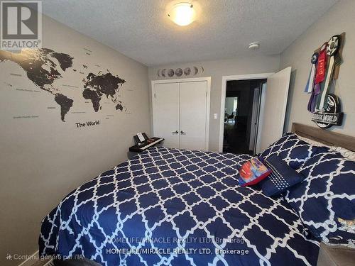 886 Robert Ferrie Drive, Kitchener, ON - Indoor Photo Showing Bedroom