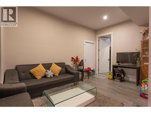 Basement Suite 1 - 1410 Mine Hill Lane, Kelowna, BC - Indoor