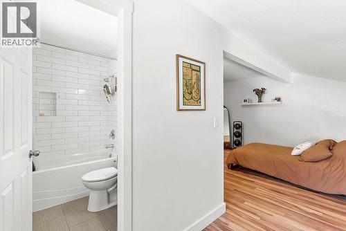 3155 Gordon Drive Unit# 304, Kelowna, BC - Indoor Photo Showing Bathroom