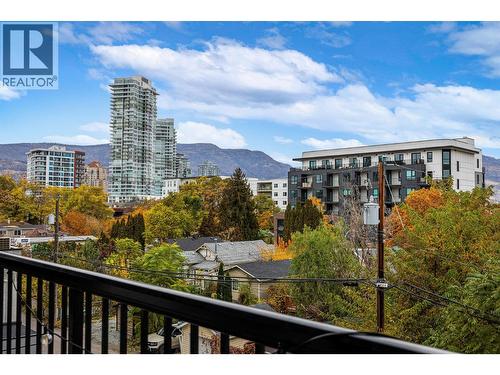 Facing a quiet alley - 660 Cawston Avenue Unit# 313, Kelowna, BC - Outdoor