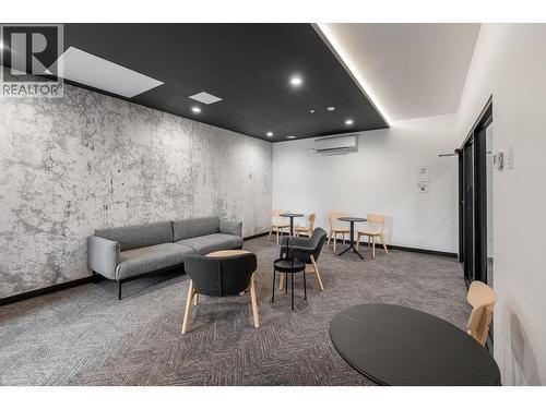 Main floor co-working space - 660 Cawston Avenue Unit# 313, Kelowna, BC - Indoor Photo Showing Other Room