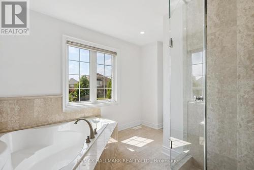 197 Aspenwood Drive, Newmarket, ON - Indoor Photo Showing Bathroom