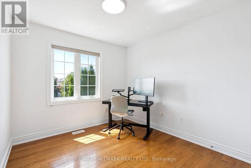 197 Aspenwood Drive, Newmarket, ON - Indoor