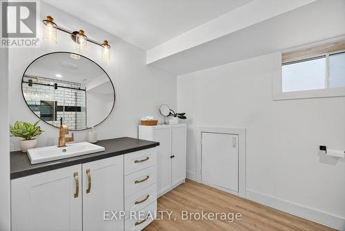 154 Park Road, Tiny, ON - Indoor