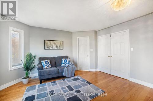 8 Kerrison Drive W, Ajax, ON - Indoor Photo Showing Living Room