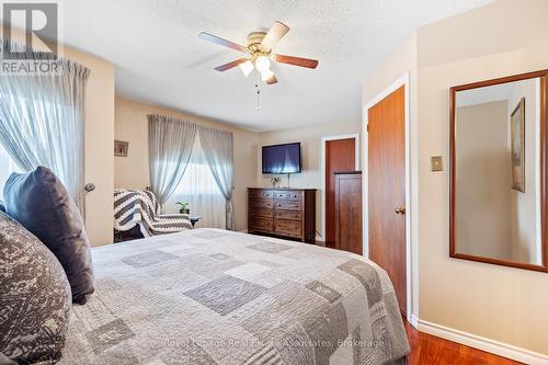 449 Mallorytown Avenue, Mississauga, ON - Indoor Photo Showing Bedroom