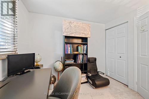 8 Gerrick Court, Hamilton, ON - Indoor Photo Showing Office