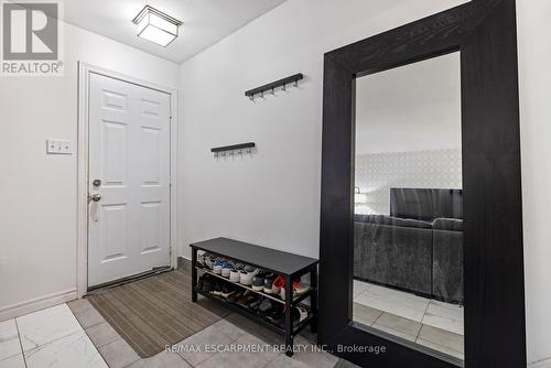 8 Gerrick Court, Hamilton, ON - Indoor Photo Showing Other Room