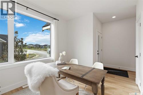 30 105 Hathway Crescent, Saskatoon, SK - Indoor