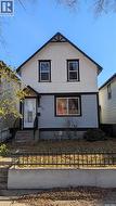 424 J AVENUE N  Saskatoon, SK S7L 2K3