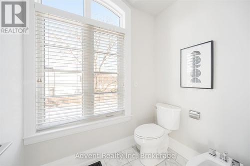 141 Connaught Avenue, Toronto, ON - Indoor Photo Showing Bathroom