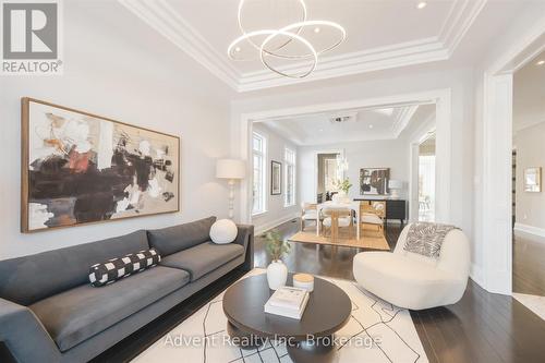 141 Connaught Avenue, Toronto, ON - Indoor Photo Showing Living Room
