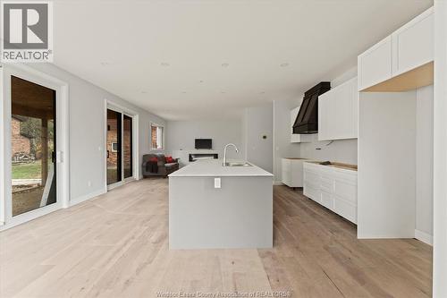 131 Rourke Line, Lakeshore, ON - Indoor Photo Showing Other Room