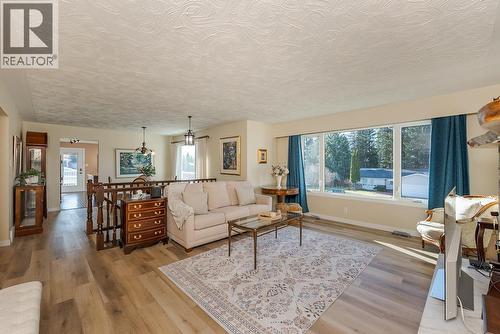 2650 Ridgeview Drive, Prince George, BC - Indoor Photo Showing Living Room