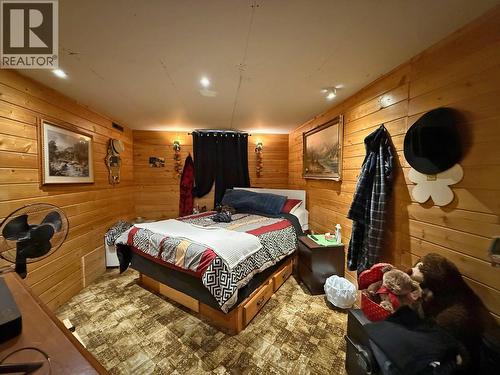 782 N 10Th Avenue, Williams Lake, BC - Indoor Photo Showing Bedroom