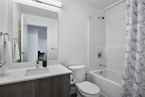 518-444 St Paul Street, Kamloops, BC - Indoor Photo Showing Bathroom