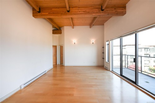 146-2300 Mansfield Dr, Courtenay, BC - Indoor Photo Showing Other Room